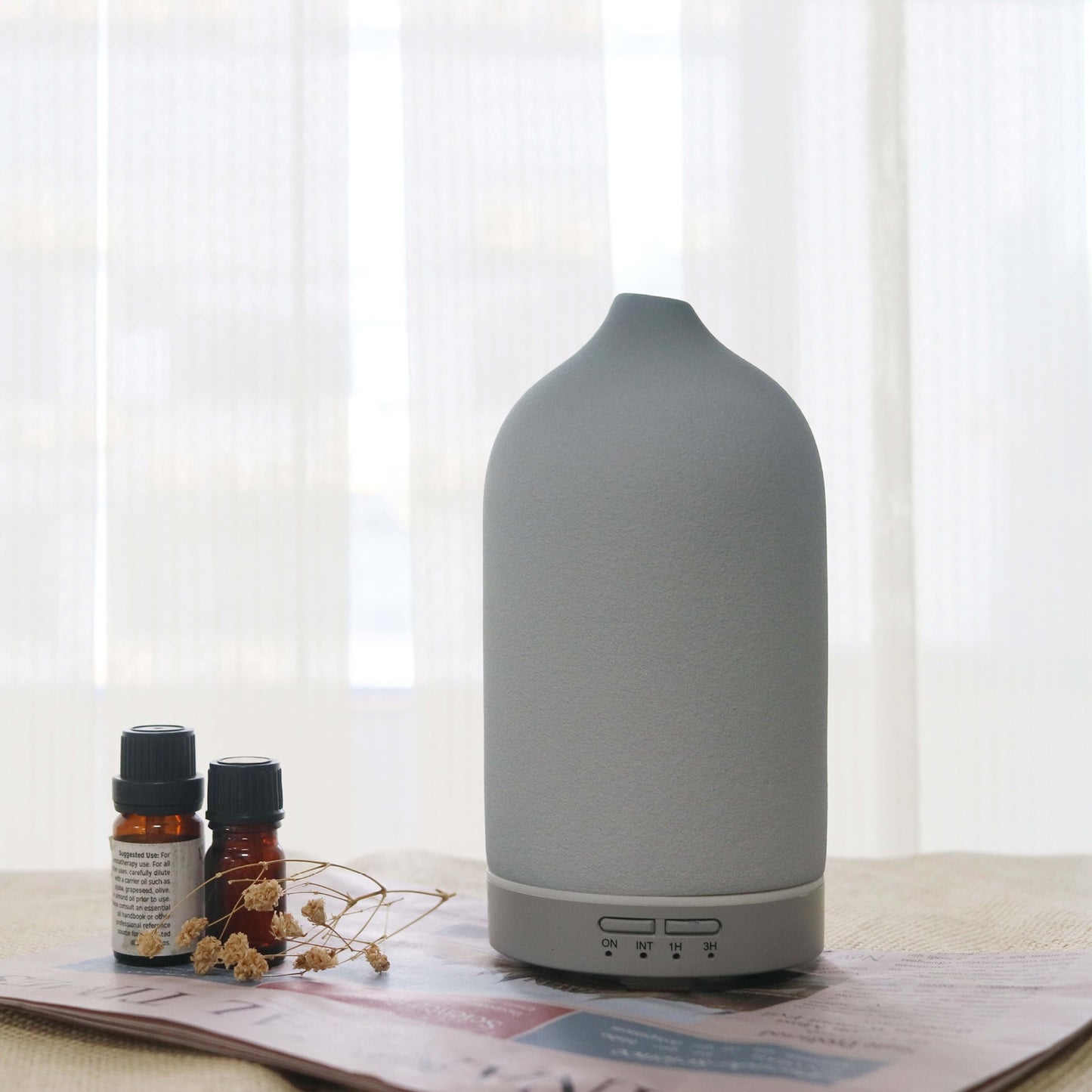 Sleek Frosted Ceramic Oil Diffuser for Home